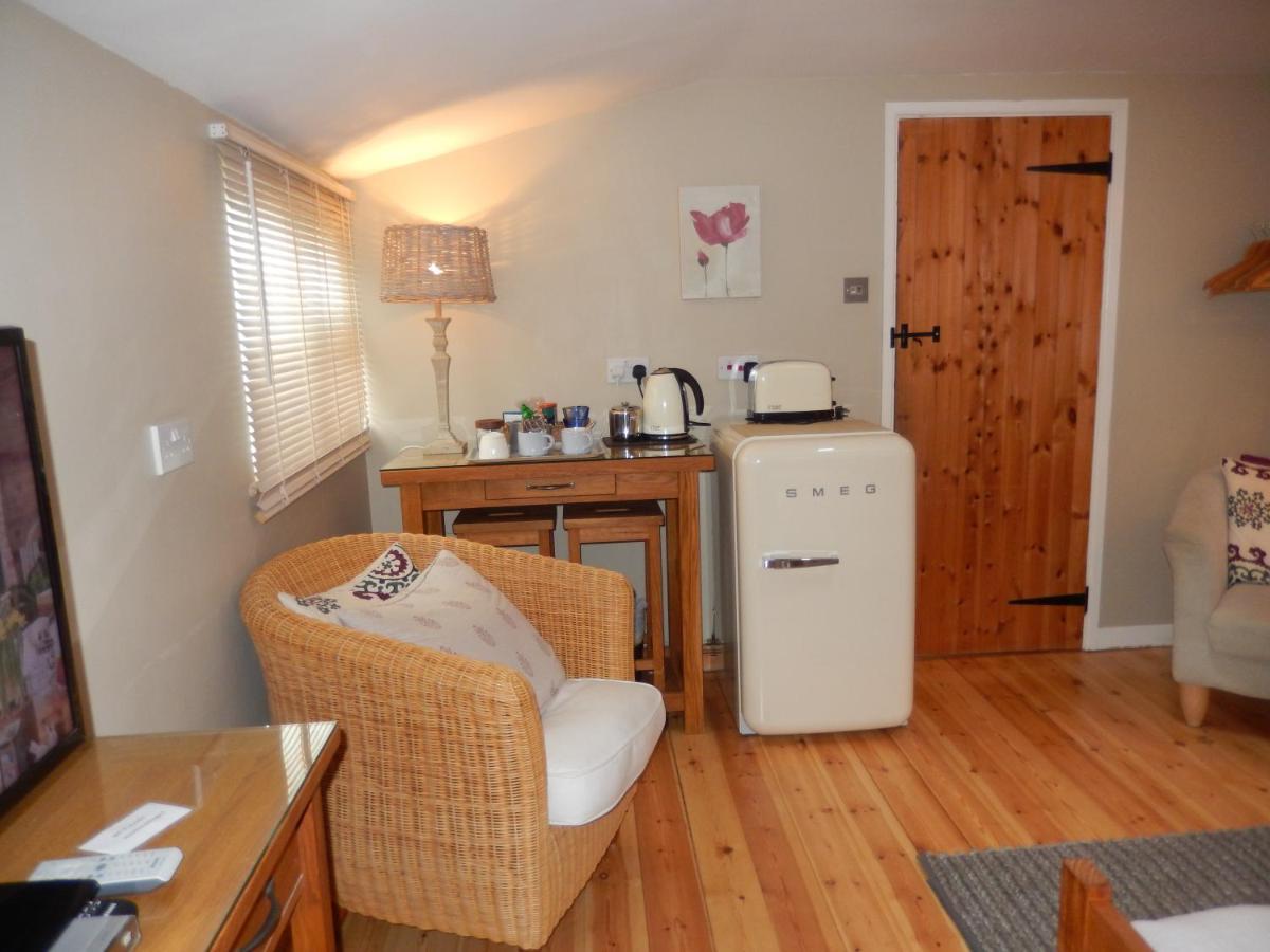 Motts Bed & Breakfast Great Dunmow Exterior photo