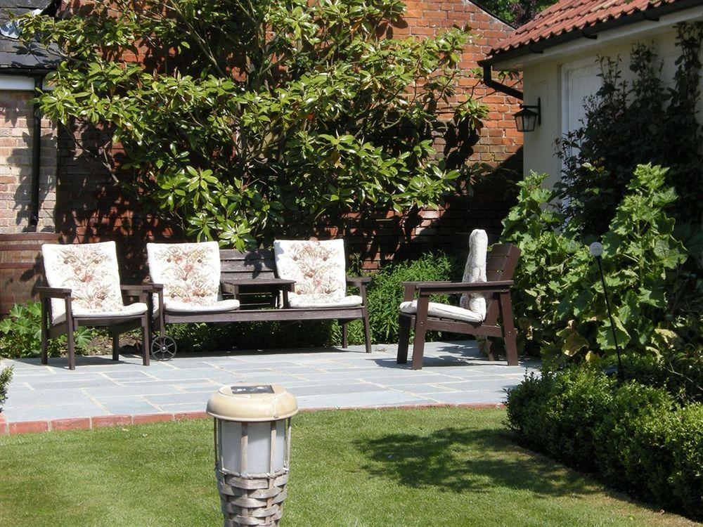 Motts Bed & Breakfast Great Dunmow Exterior photo