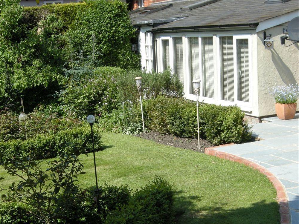 Motts Bed & Breakfast Great Dunmow Exterior photo